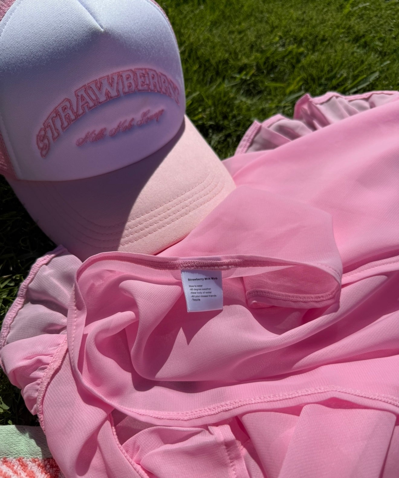 PINK HAT