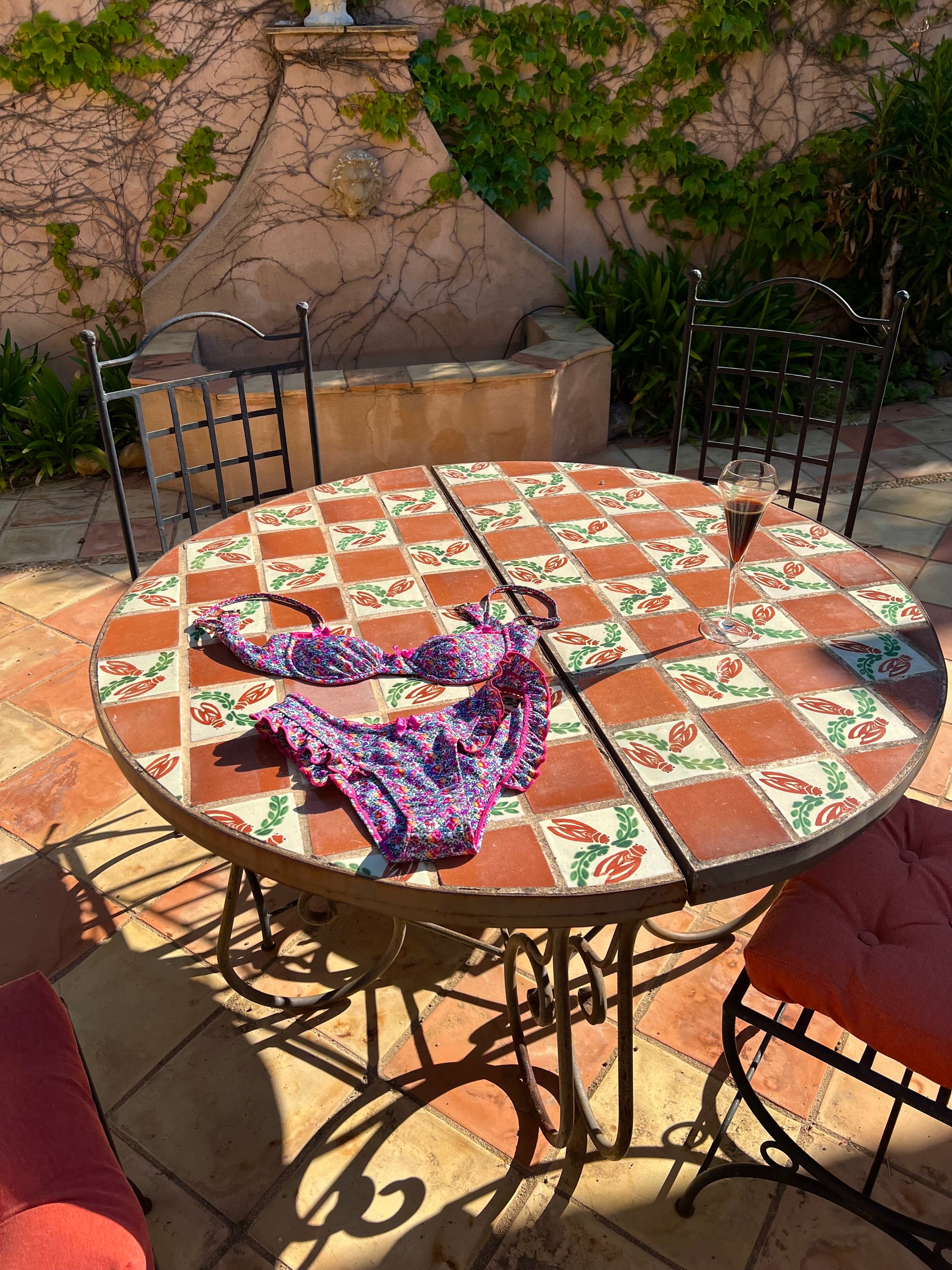 The Saint Tropez Bikini, where sweet style meets undeniable charm. This delightful bikini features dreamy pink and purple florals that pop against a fresh backdrop, creating a vibrant look perfect for summer. Accented with playful pink lace and bow details, it exudes confidence and chic appeal. Designed for comfort and cuteness, this bikini is ideal for beach days or poolside lounging. Embrace your playful side and make a statement with The Saint Tropez Bikini, your go-to for sunny adventures!