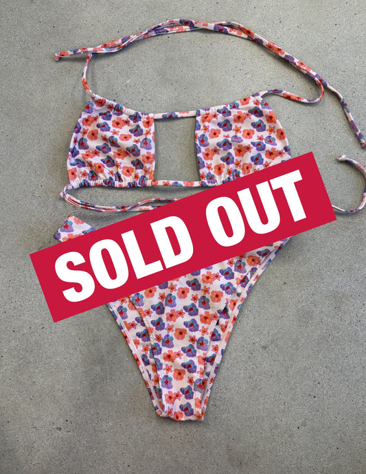 Sample Bikini #115
