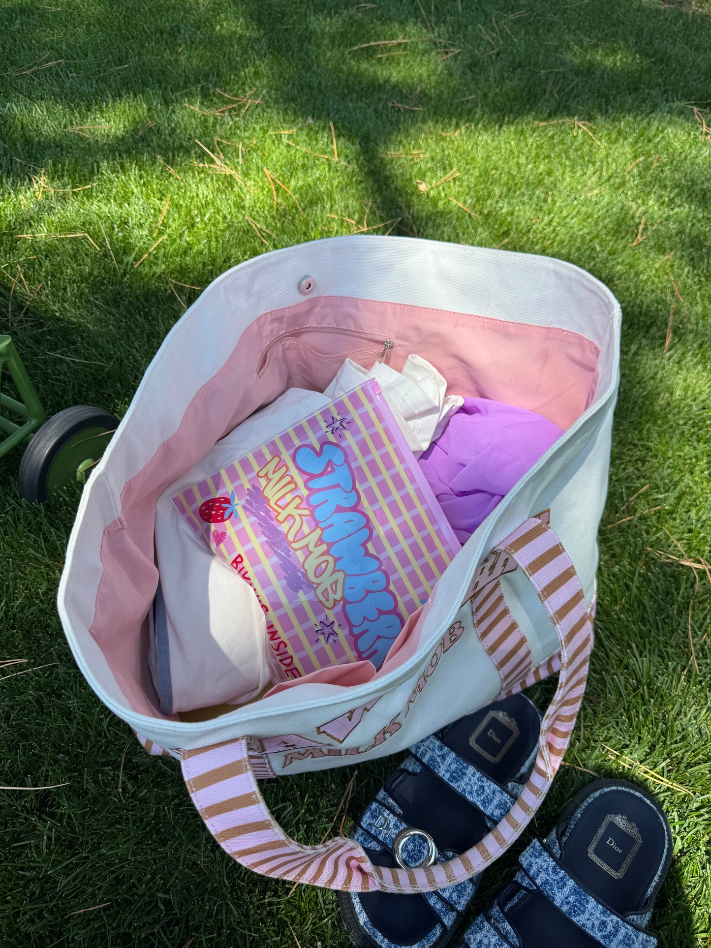 PRE ORDER - Sole Di Fragole Tote Bag