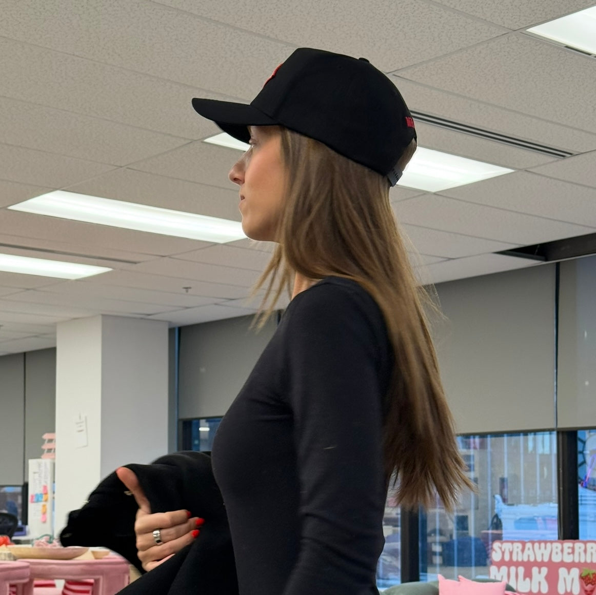 BLACK HAT