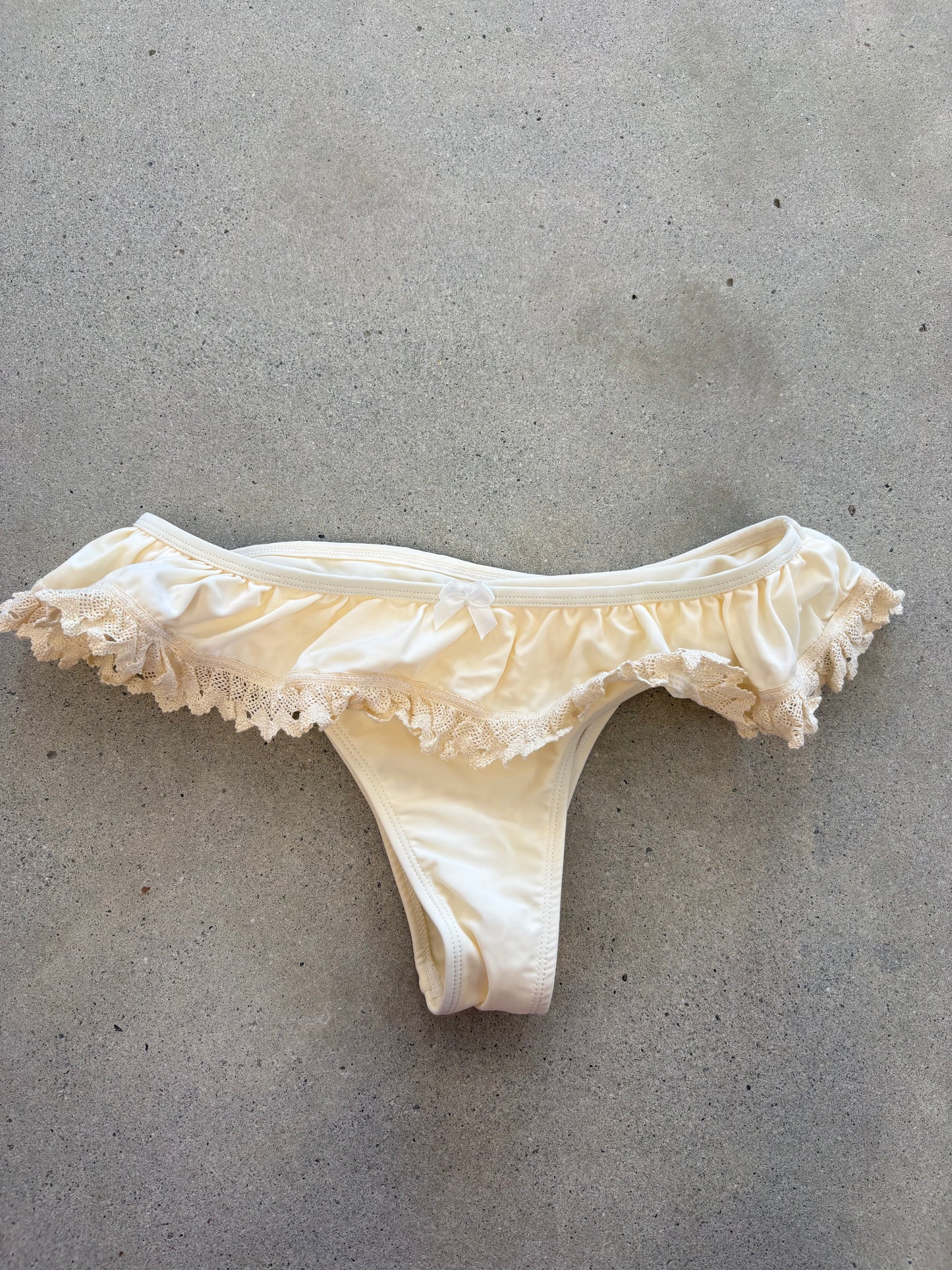 Sample Bikini #36