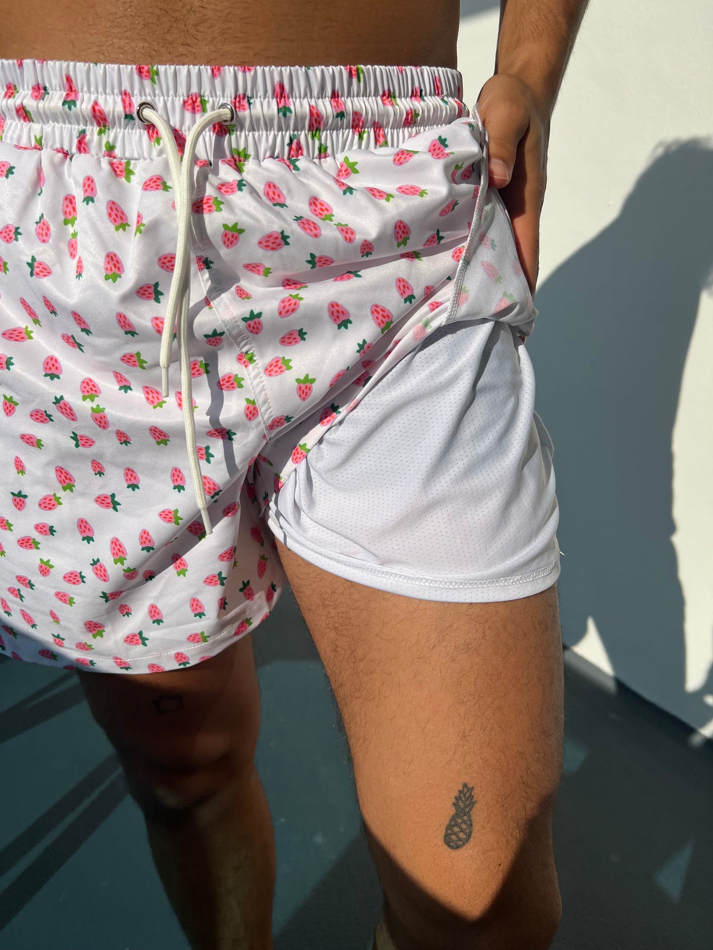 Strawbaby Short
